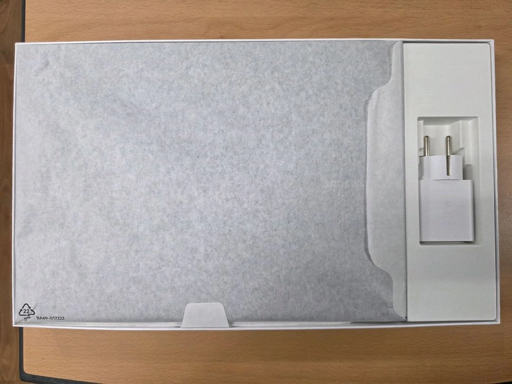 갤럭시북5 프로 최고 사양 신품급 (울트라 7, 32G RAM, 1TB SSD) 이미지