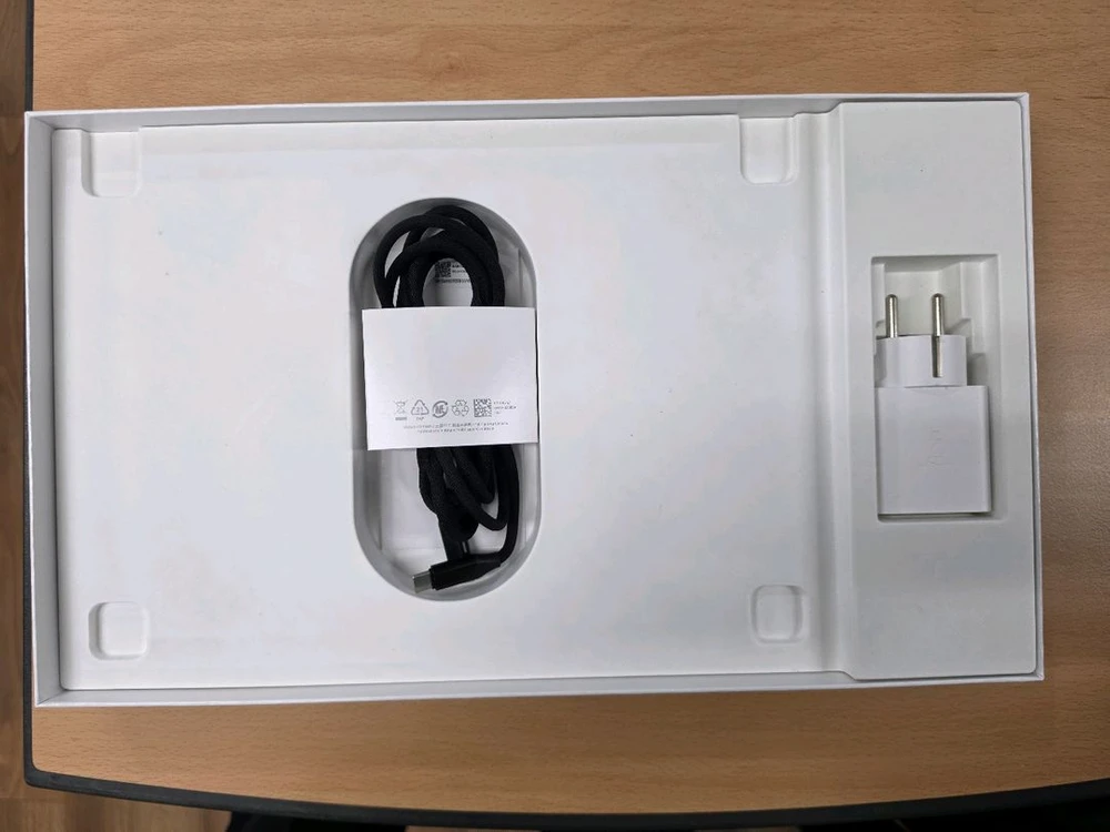 갤럭시북5 프로 최고 사양 신품급 (울트라 7, 32G RAM, 1TB SSD) 이미지