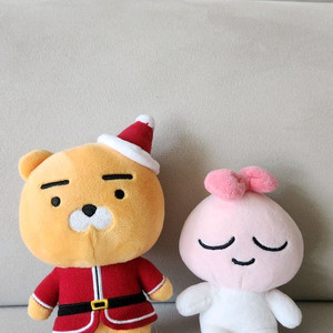 카카오 프렌즈 라이언 피치인형 이미지