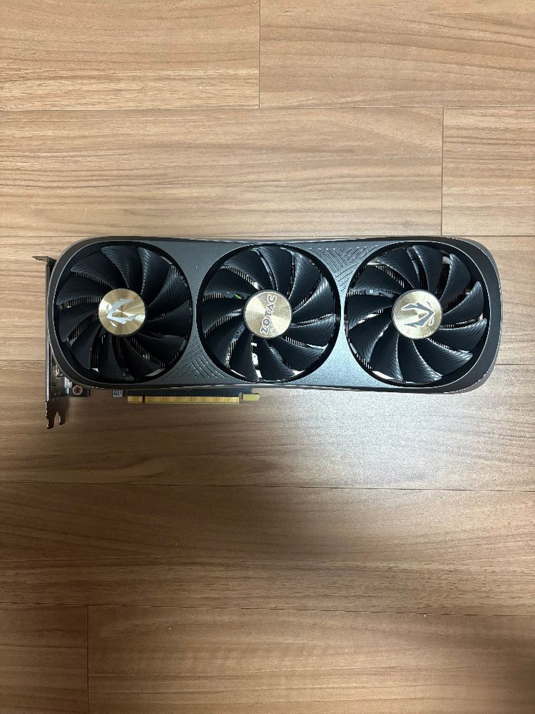 ZOTAC RTX 4070Ti 상태 최상품 이미지