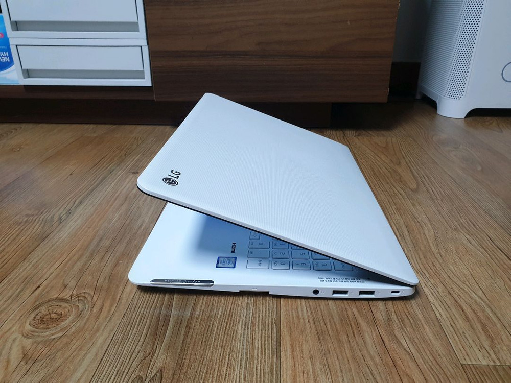 LG 노트북 15인치 (대용량 저장장치) 628g 8g 이미지
