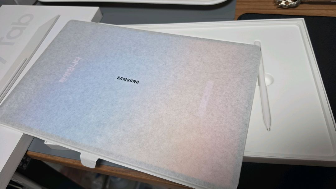 (기스없는 S급) 갤럭시탭 S9 울트라 256GB wifi 모델 판매합니다. 이미지