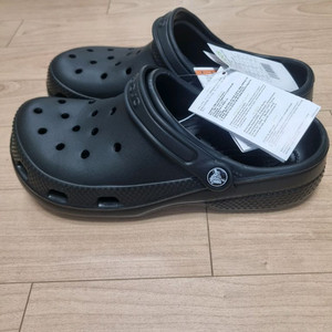 크록스 클로그 블랙 260 새제품 이미지