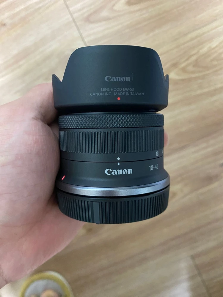 캐논 EOS R50 번들킷 (RF-S 18-45mm) + 캐논 RF 50mm F1.8 STM 이미지