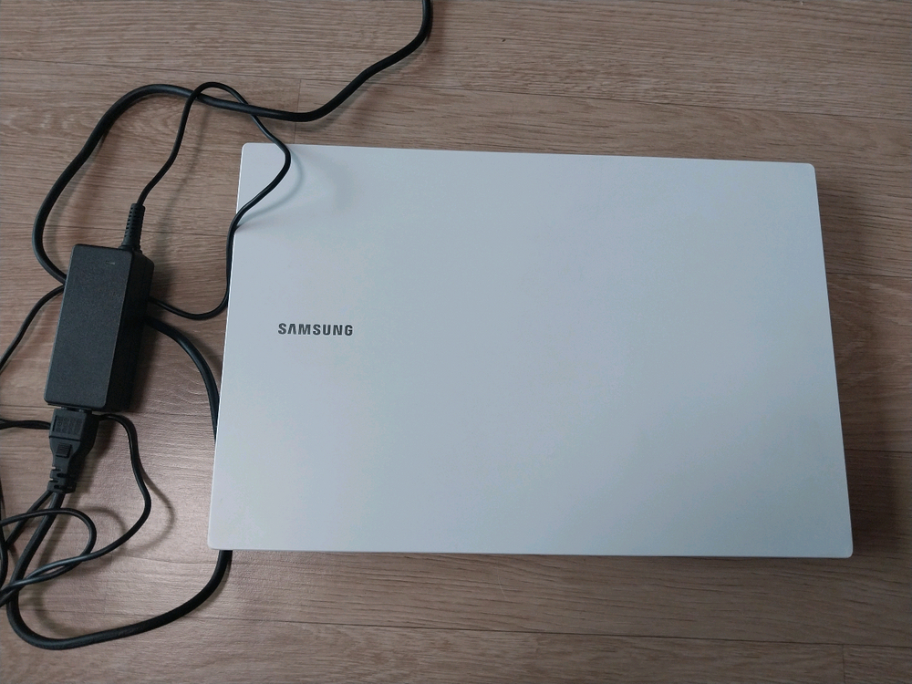 삼성노트북셀러론 16GB 256GB 15.6 정품인증 이미지