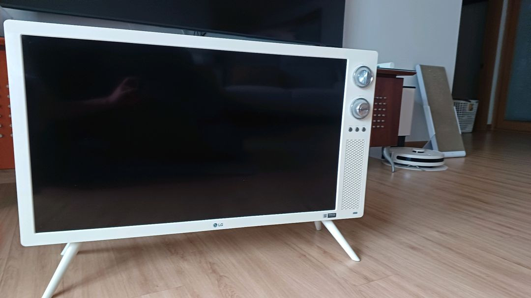 lg32인치 레트로tv 이미지