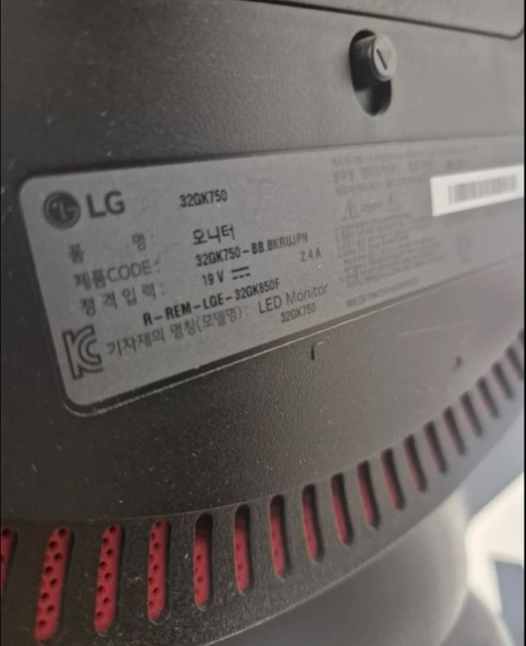 풀세트)5600x 본체 / 3060TI 게이밍책상및 의자 포함 이미지