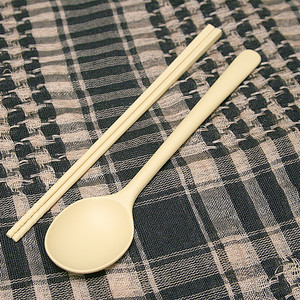 실리콘 수저 세트 (미사용, 캠핑, 요리, 낚시, 조리도구) 이미지