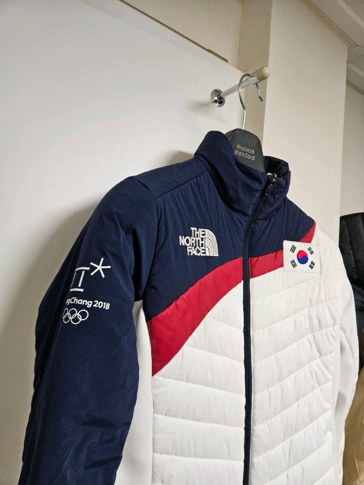 노스페이스 평창 경량패딩 이미지