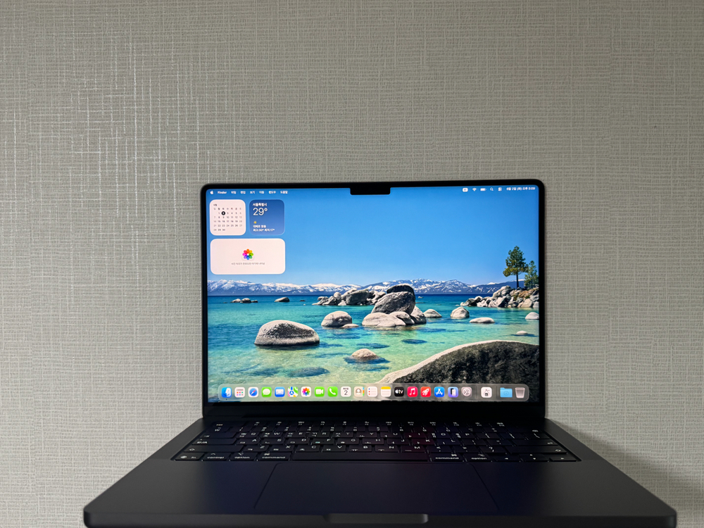 맥북프로 M5 14인치 RAM 32G SSD 1TB 이미지