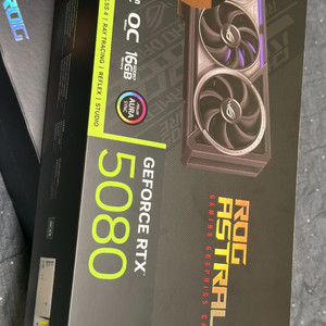 Rtx5080 asus rog astral 아스트랄 풀박 신품급 이미지