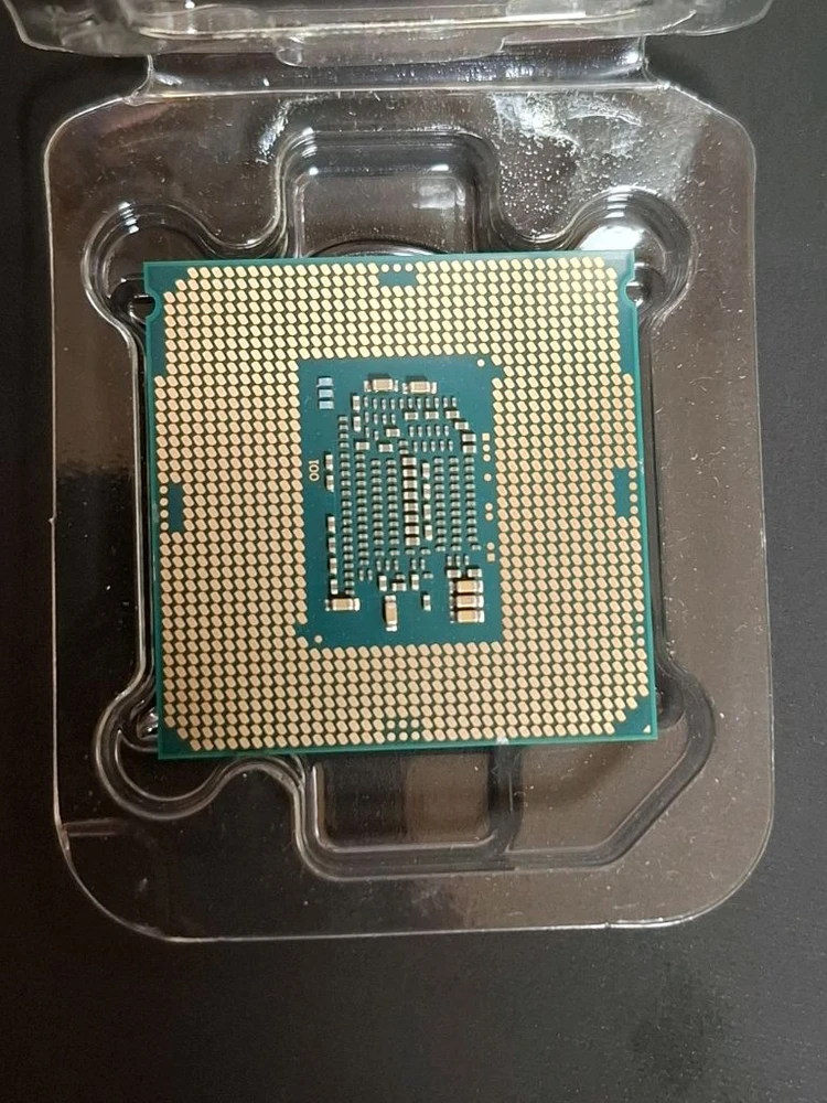 컴퓨터 인텔 6세대 CPU I7 6700K (인텔6세대 소켓 1151) 이미지