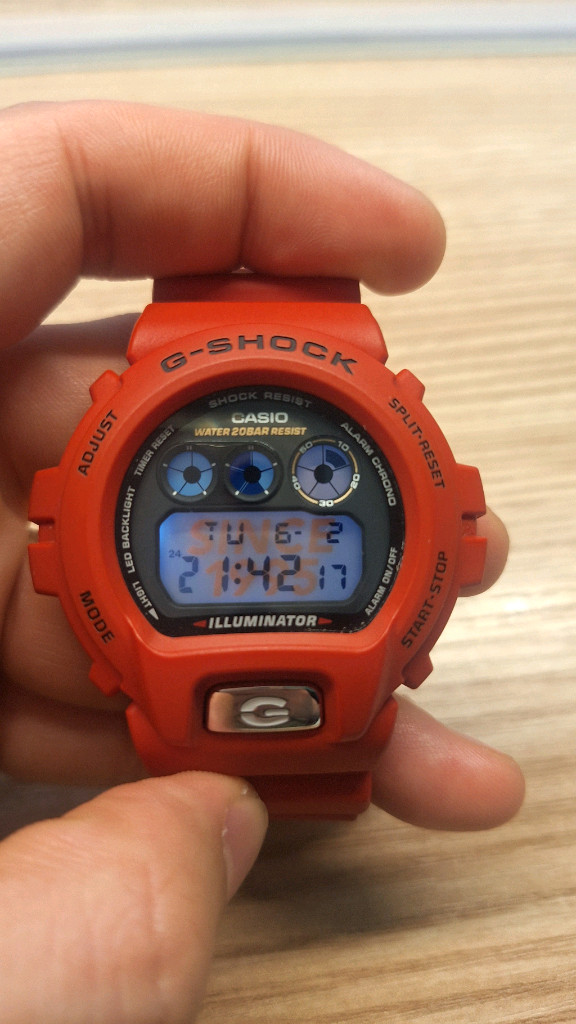 지샥 dw6900 레드 30주년 이미지