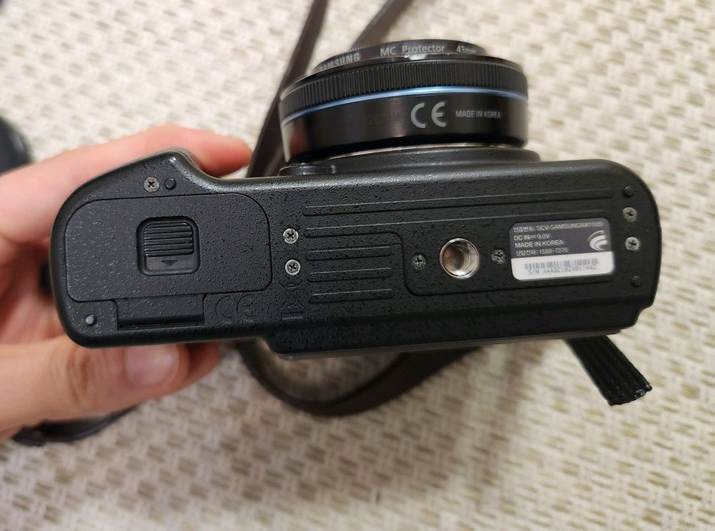삼성 NX10 바디 + 렌즈 3종(단렌즈/표준/망원) + 필터 6종 풀세트 이미지