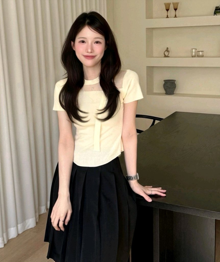 새상품) 멜리브 시스루 슬림 반팔니트 핑크 / 튜드먼트 더릴 룩캐스트 유라고 아르토 그레이룸 이미지