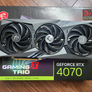 MSI RTX 4070 게이밍 그래픽카드 이미지