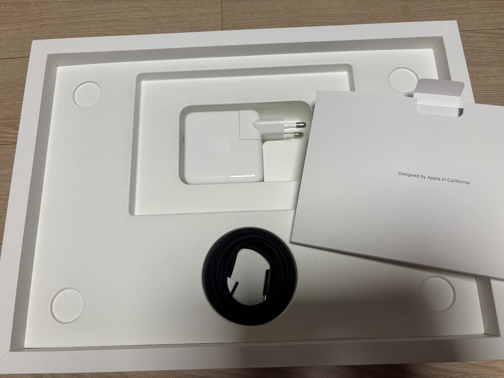 맥북프로14 m5 풀박스 1tb 24gb 스페이스블랙 이미지