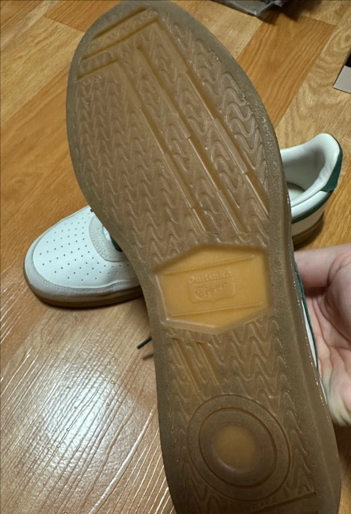 오니츠카타이거 gsm 이미지