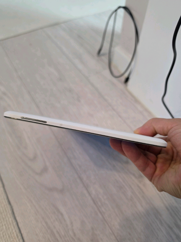 삼성 갤럭시 탭4 SM-T530 10.1인치 [박스있음] 이미지