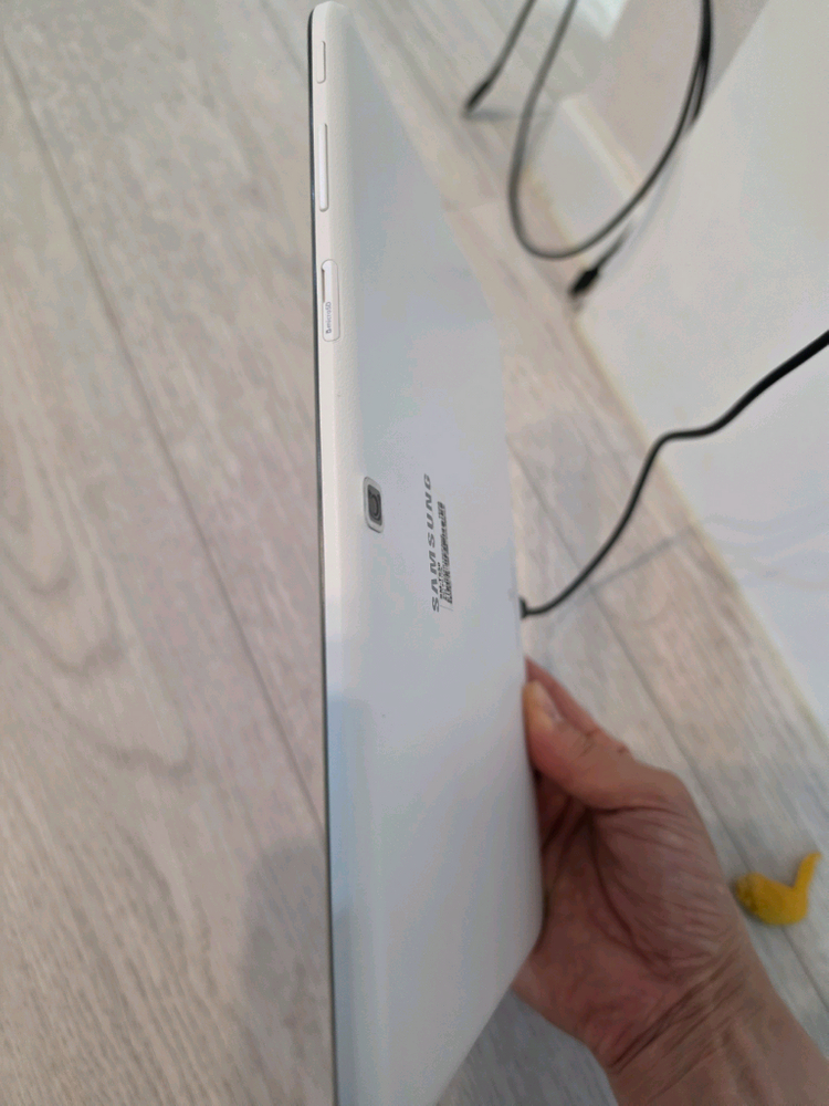 삼성 갤럭시 탭4 SM-T530 10.1인치 [박스있음] 이미지