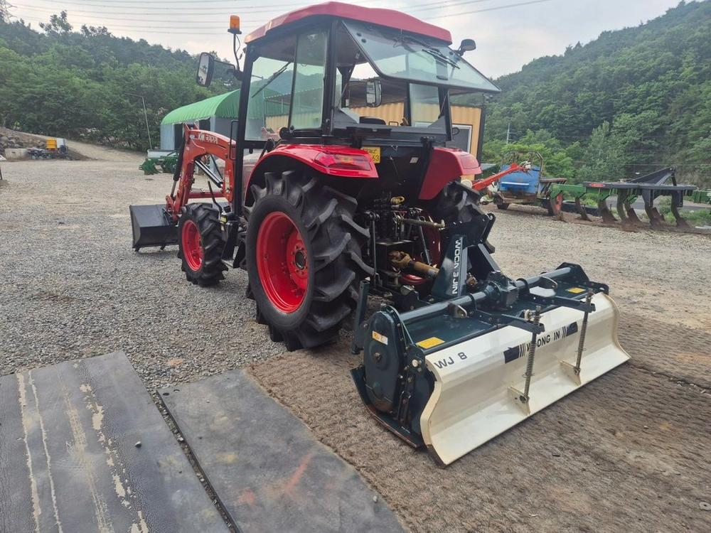 TYM.A5800트랙터 이미지