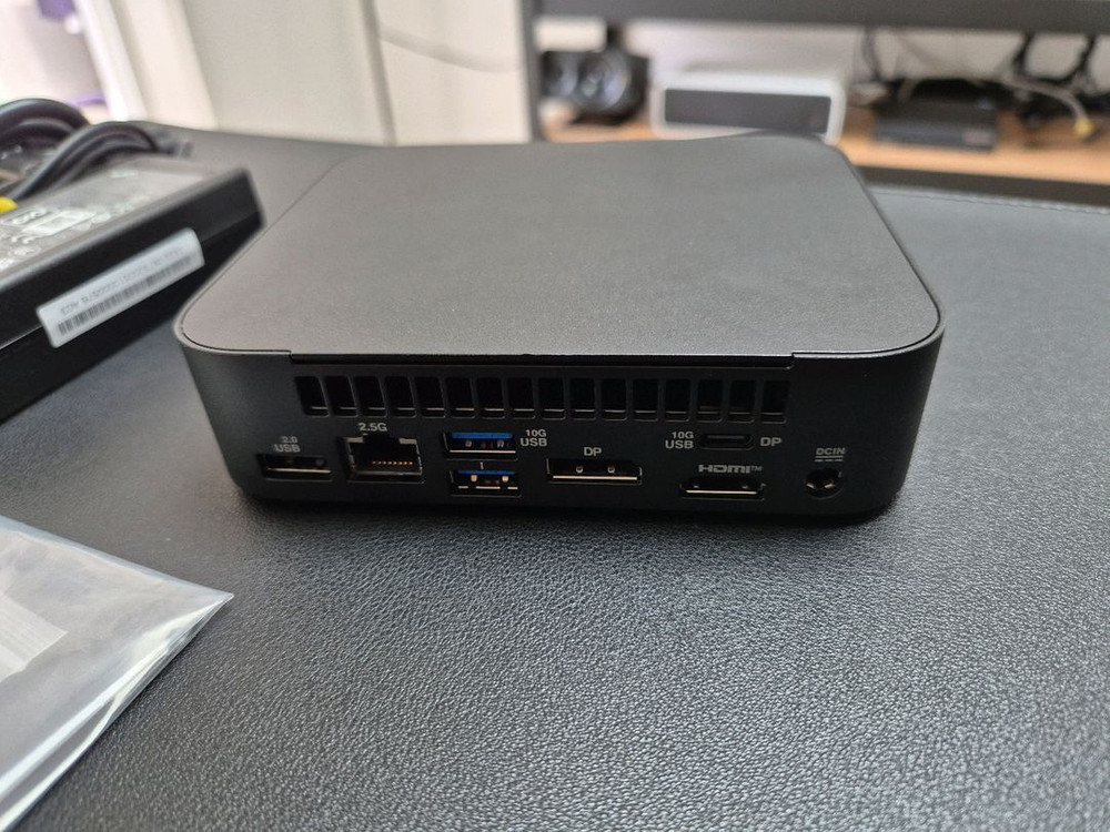 ASUS NUC14 Essential 미니PC(DDR5 16GB, 256GB SSD) 이미지