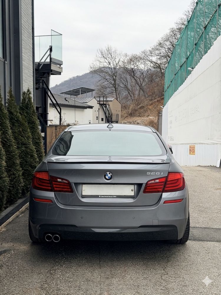 2010년식 BMW f10 528i (n52/자연흡기) 차량 판매합니다 이미지