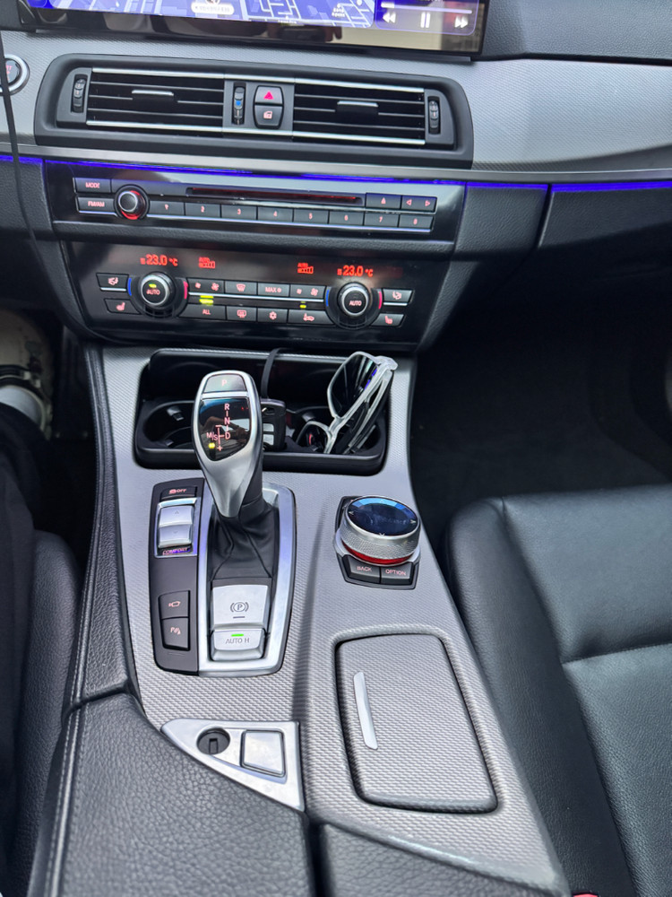 2010년식 BMW f10 528i (n52/자연흡기) 차량 판매합니다 이미지