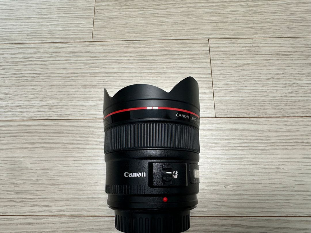 캐논 EF 14mm F2.8 L ll 렌즈 판매합니다 이미지