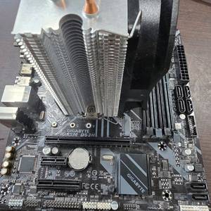 인텔 i9 9900kf + 기가b365m ds3h +잘만쿨러 팝니다 이미지