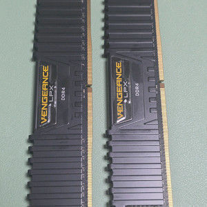 DDR4 16GB 2개 세트 이미지
