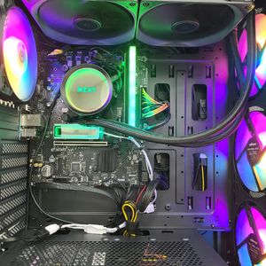 인텔 i7 12700 게이밍 컴퓨터 반본체(PC/데스크탑) 이미지