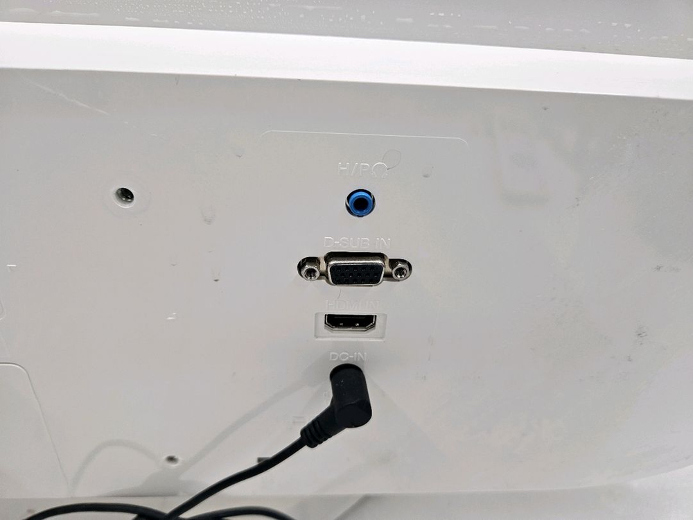 LG 32인치 LED 모니터 입니다 이미지