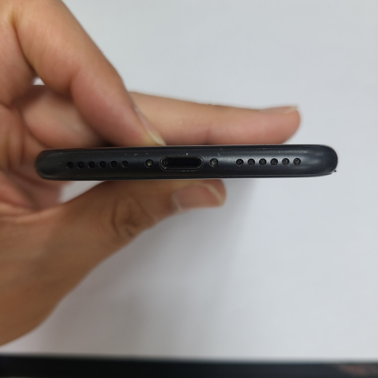 아이폰7 매트블랙 32GB 배터리100% 인스타 빈티지 사진폰 207370 이미지