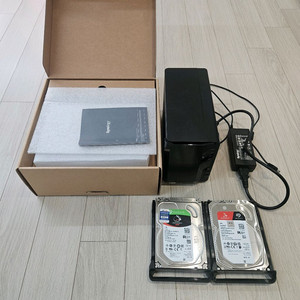 시놀로지 DS218 NAS 본체 + 씨게이트 외장하드 4TB 2개 이미지