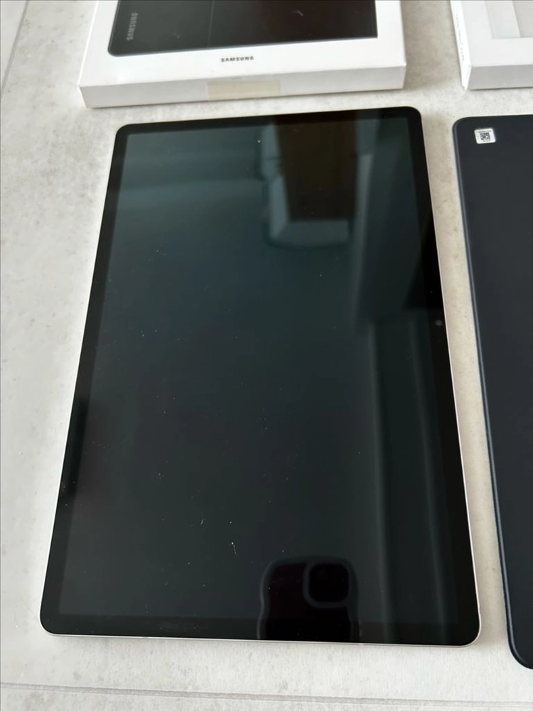 삼성 갤럭시 탭 S8 플러스 5G 128gb 풀박스 북커버 포함 전구성 이미지