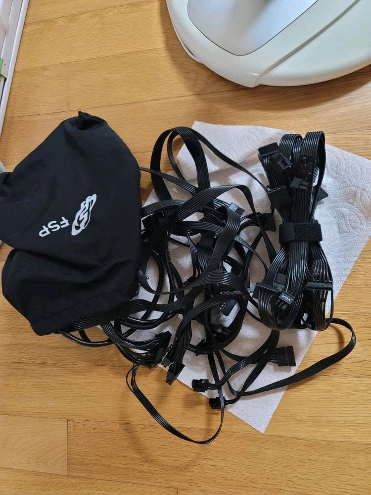FSP 1000w 풀 모듈러 파워 팝니다 이미지