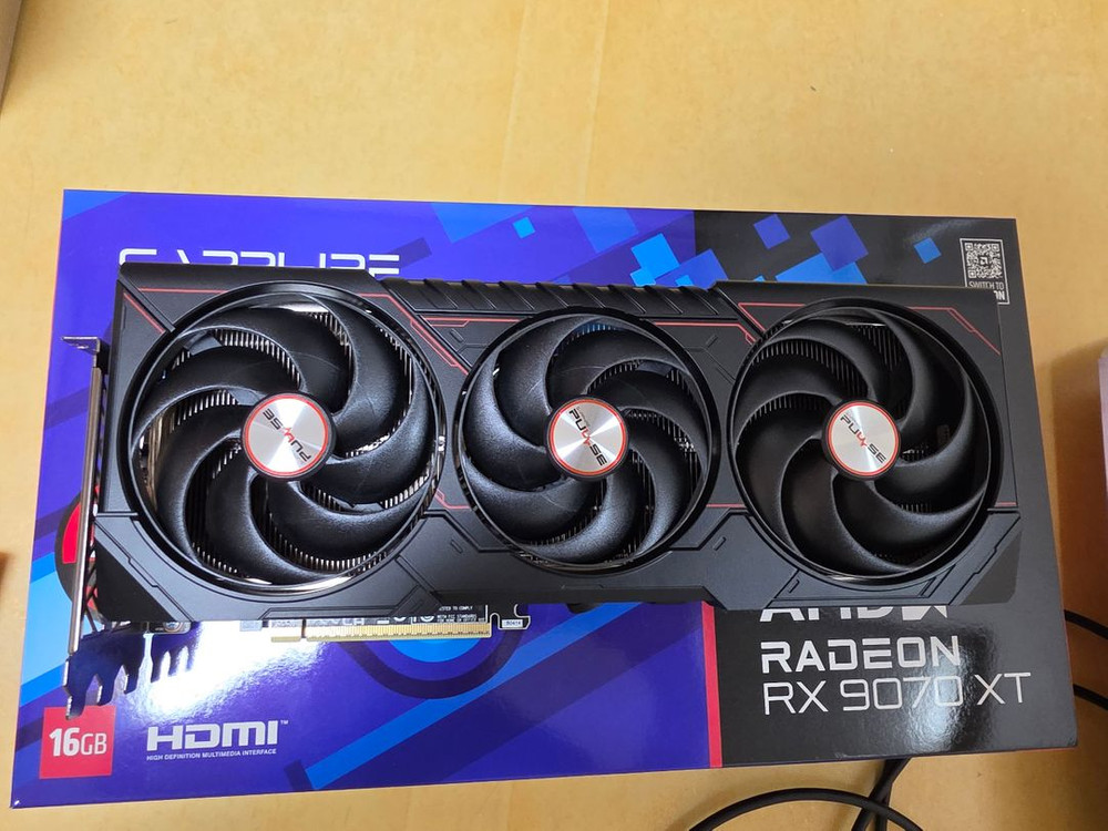 사파이어 RX 9070XT PULSE 팝니다 이미지
