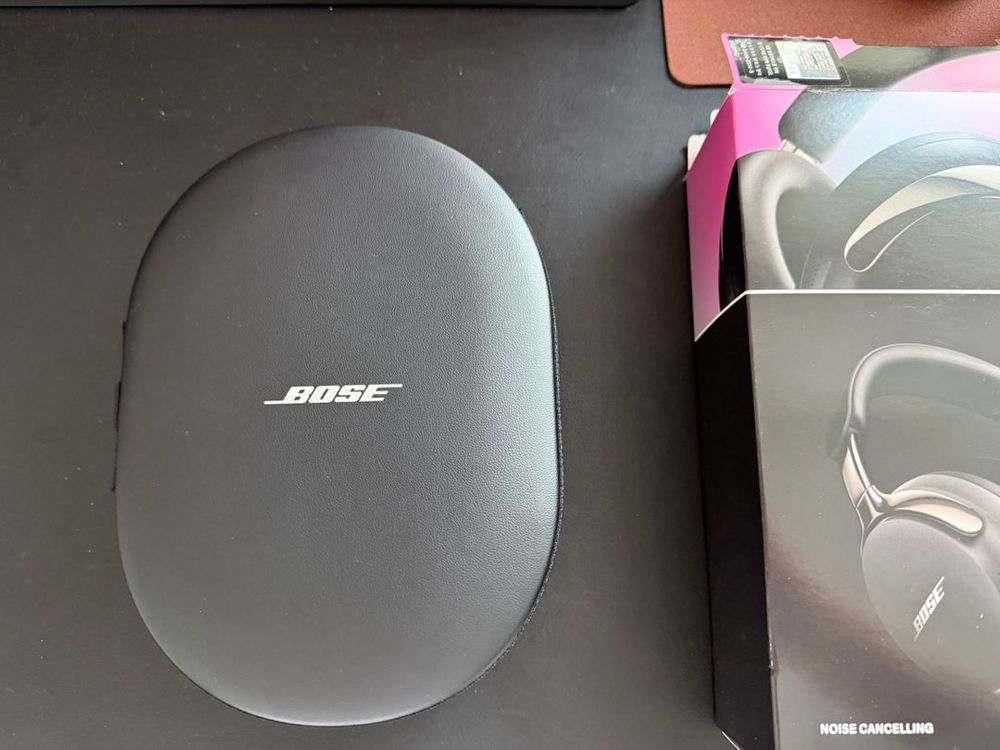 [BOSE] 보스 QC 울트라 헤드폰 2세대 블랙 (미개봉 정품 이어쿠션 교체 키트 포함) 이미지
