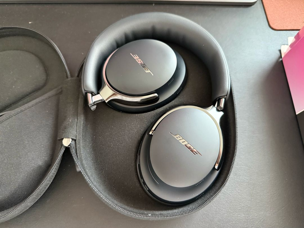 [BOSE] 보스 QC 울트라 헤드폰 2세대 블랙 (미개봉 정품 이어쿠션 교체 키트 포함) 이미지