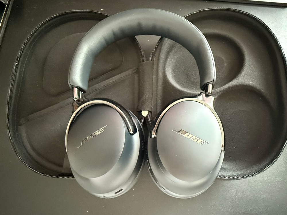 [BOSE] 보스 QC 울트라 헤드폰 2세대 블랙 (미개봉 정품 이어쿠션 교체 키트 포함) 이미지