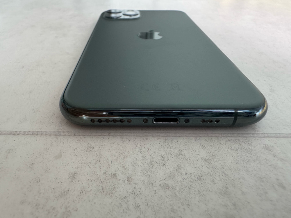 아이폰 11프로 256GB 해외판 미드나잇 그린 이미지