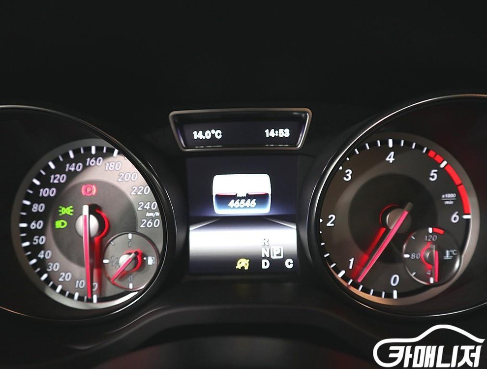 [벤츠]GLA클래스 X156 GLA200 D 4MATIC #고유가특가 이미지