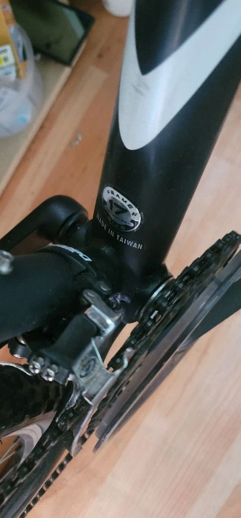 자이언트 이구아나 디스크 (GIANT IGUANA DISC) MTB 자전거 고급사양중저가 자전거와는 프레임 구동계 이미지