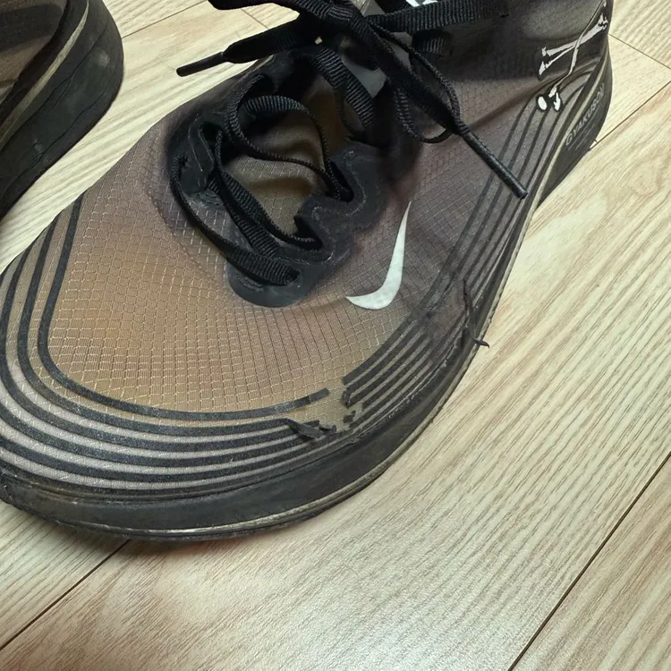 NIKE GYAKUSOU ZOOM FLY 나이키 갸쿠소우 줌플라이 285 이미지