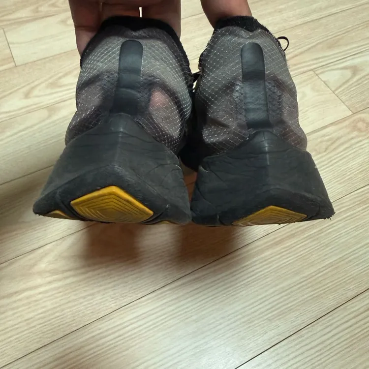 NIKE GYAKUSOU ZOOM FLY 나이키 갸쿠소우 줌플라이 285 이미지