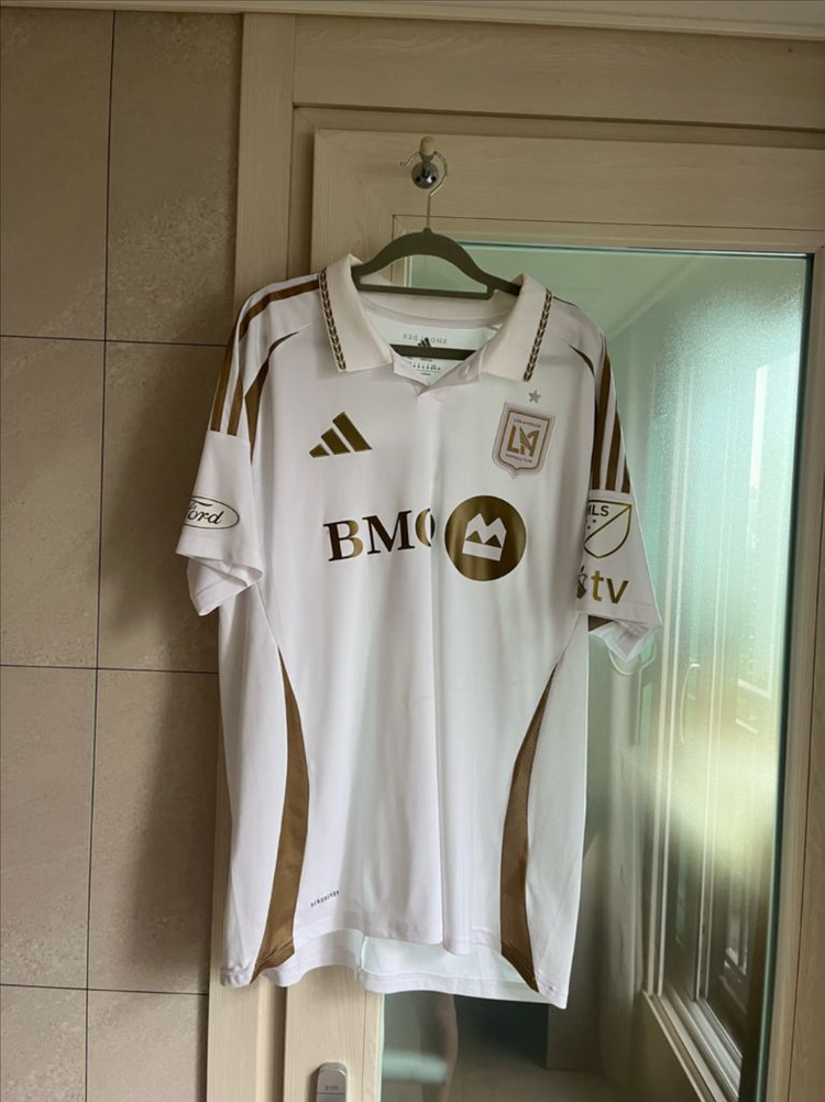 손흥민 싸인 유니폼 LAFC 어웨이 이미지