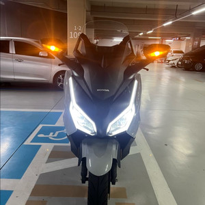 혼다 포르자350 (2025년식) 이미지