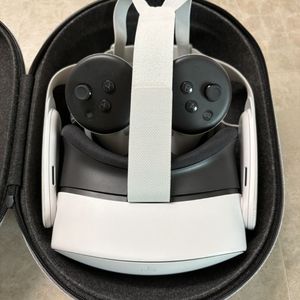메타퀘스트3S 128G VR 헤드셋 이미지
