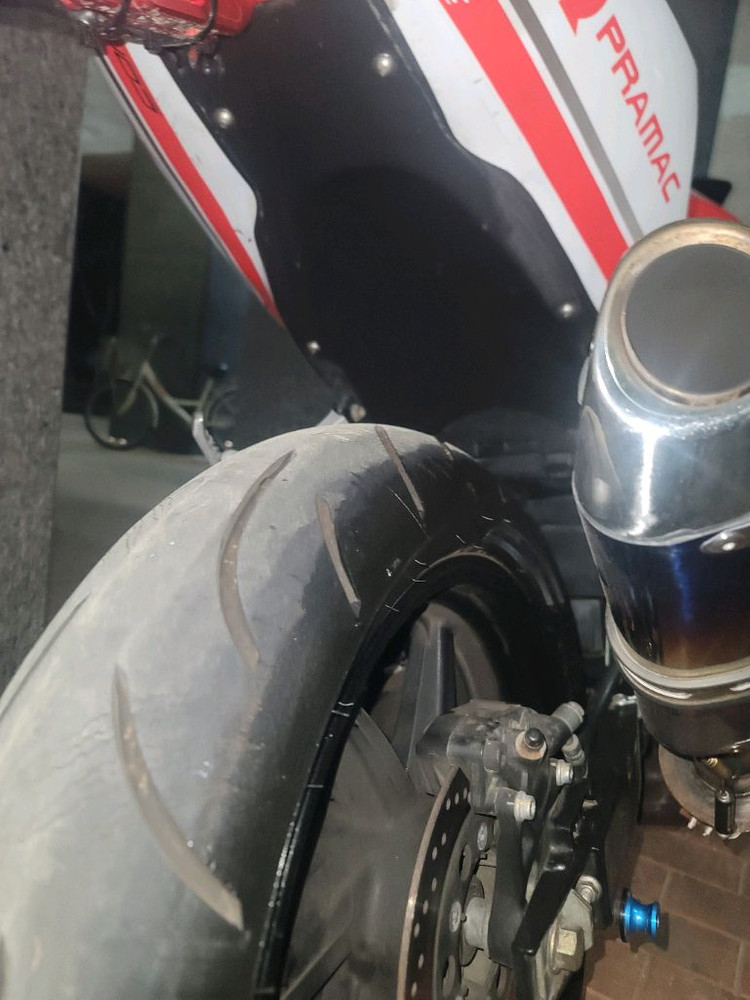 코멧650RC 17년 650cc 미들급바이크 중고오토바이 이미지